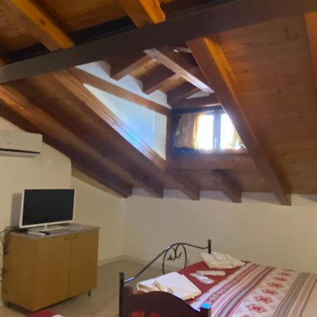 Apartments Il Delfino 奥斯塔 外观 照片