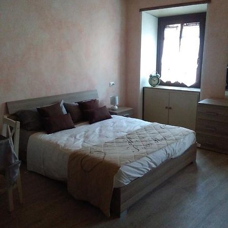 Apartments Il Delfino 奥斯塔 外观 照片