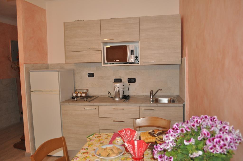 Apartments Il Delfino 奥斯塔 客房 照片